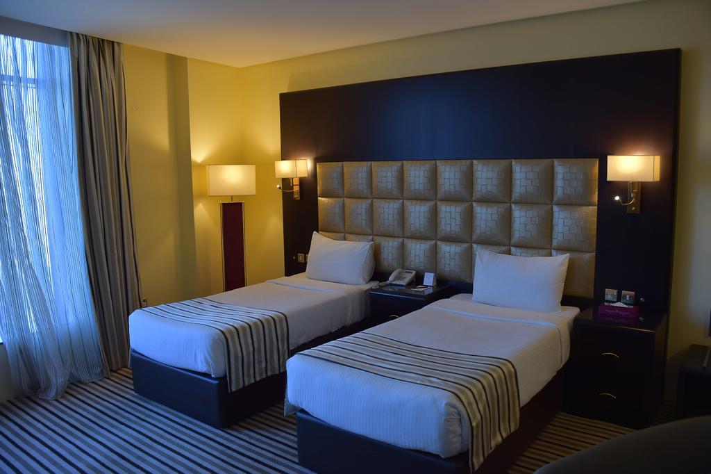 Al Bastaki International Hotel Кувейт Экстерьер фото